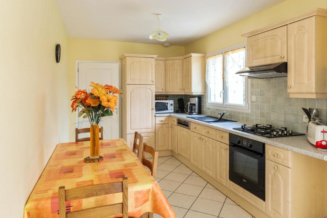 Maison Familiale Avec Jardin Et Terrasse A Сен-Каст-ле-Гильдо Экстерьер фото
